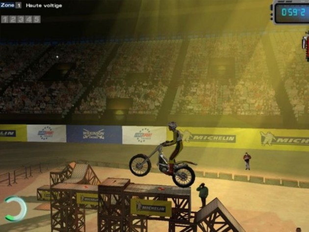 Screenshot 1 - Moto Racer 3 Gold Edition