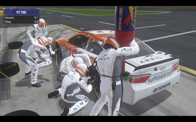 Captura de pantalla 2 - NASCAR Heat Evolution