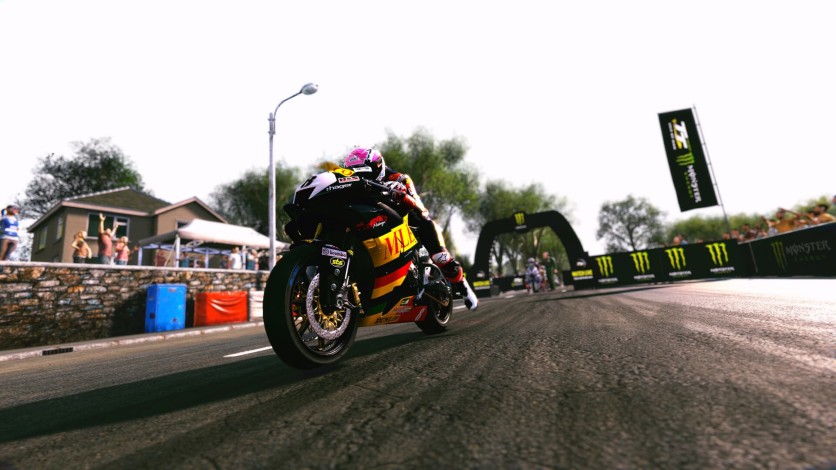 Screenshot 2 - TT Isle Of Man: Ride on the Edge 3